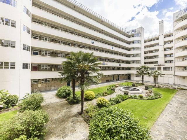 Apartment for rent in North Sheen, Greater London