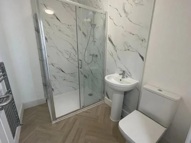 Room for rent in Highworth, Swindon