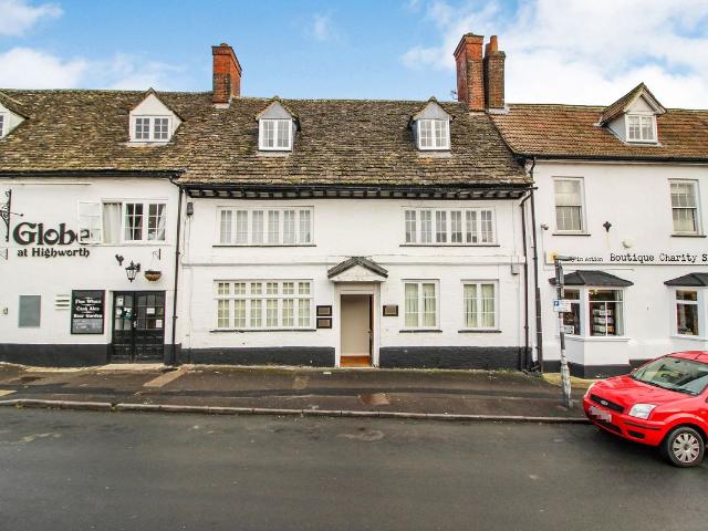 Apartment for rent in Highworth, Isle Of Man