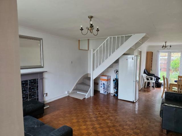 House for rent in London Borough of Hounslow, Greater London