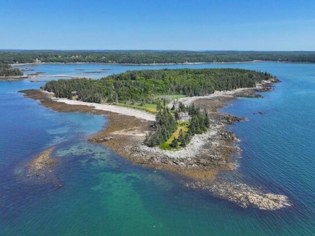 House for sale in Deer Isle, Hancock County
