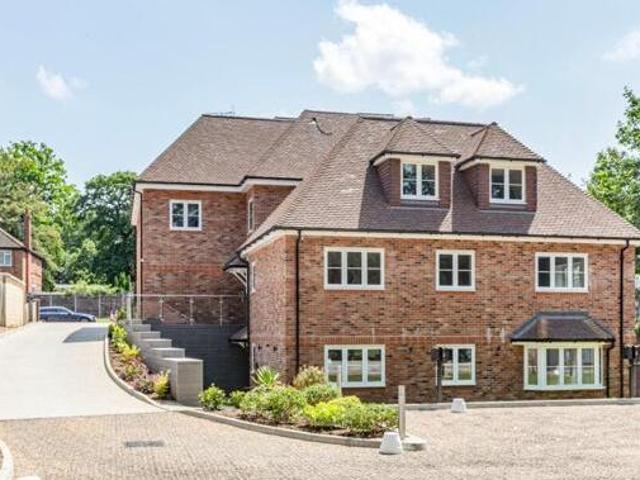 House for sale in Sheerwater, Woking