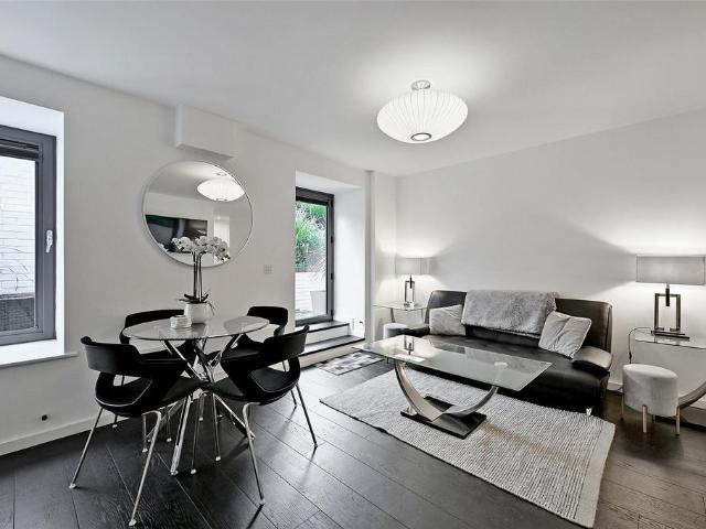 Apartment for rent in Clewer New Town, Windsor