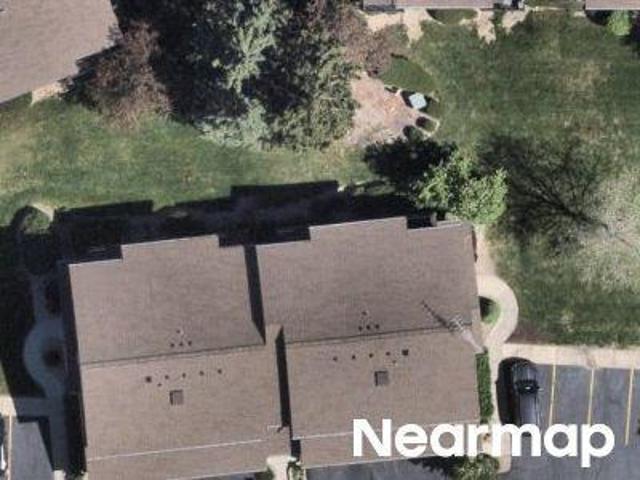 Condo for sale in Waukesha, Wisconsin