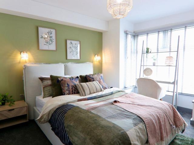 Room for rent in Flower Estate, Sheffield