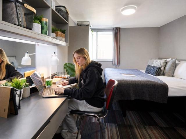 Studio for rent in The Moor Quarter, Sheffield