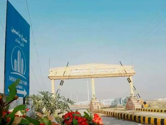 Land for sale in Peshawar, North West Frontier Province