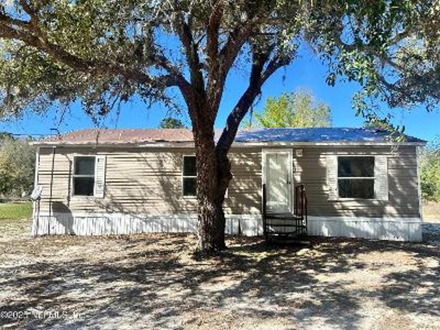 House for sale in Interlachen