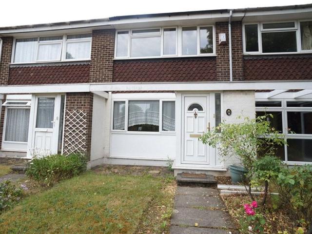 House for rent in Longlands, Greater London