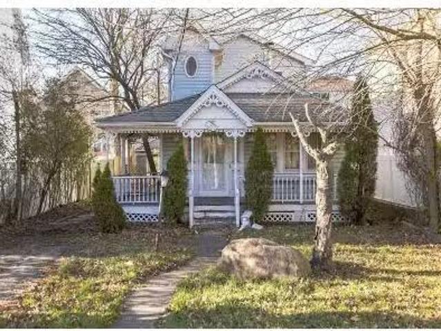 House for sale in New York
