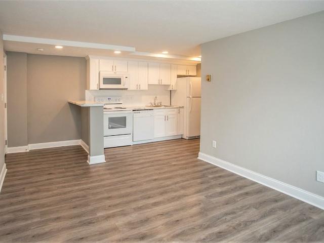 Apartment for rent in Brook Park, Ohio
