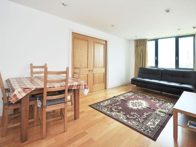 Apartment for rent in Paddington, Greater London