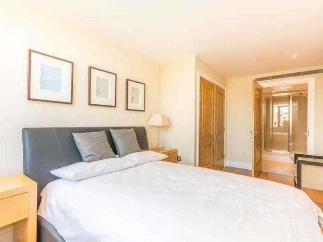 Apartment for rent in Paddington, Isle Of Man