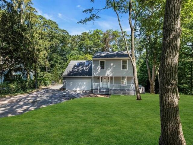 House for sale in Port Jefferson House for sale in Port Jefferson