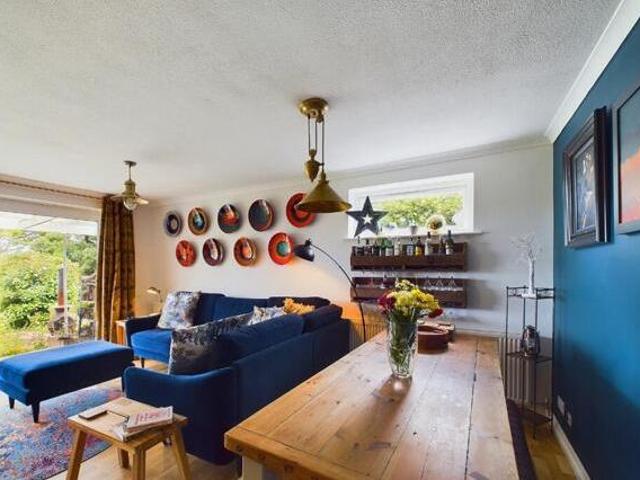 House for sale in Oad Street, Kent