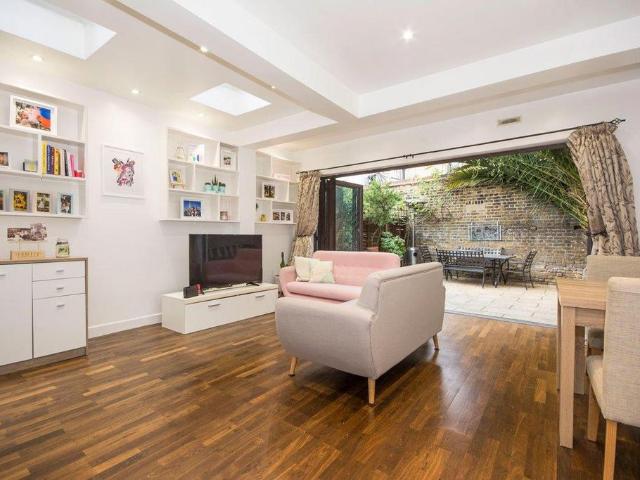 House for rent in Clapham Junction, Greater London