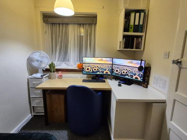 House for rent in Clifton, Haddon