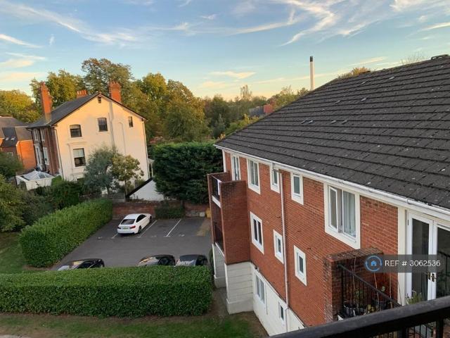 Apartment for rent in Newtown, Reading