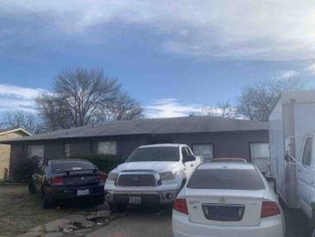 House for sale in Arlington