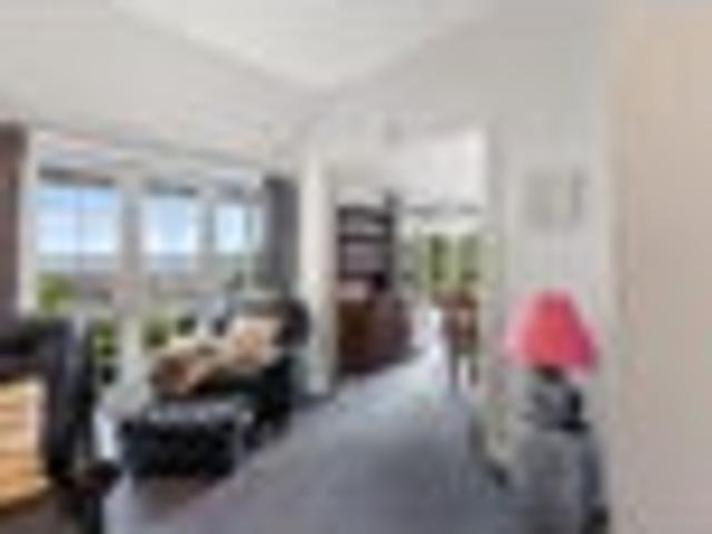 House for sale in Chaslands, Canterbury