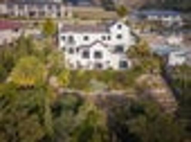 House for sale in Chaslands, Canterbury