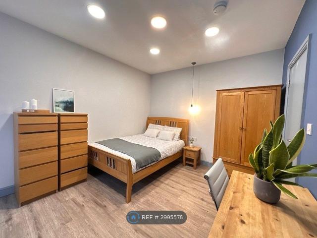 Room for rent in Basford, Stoke