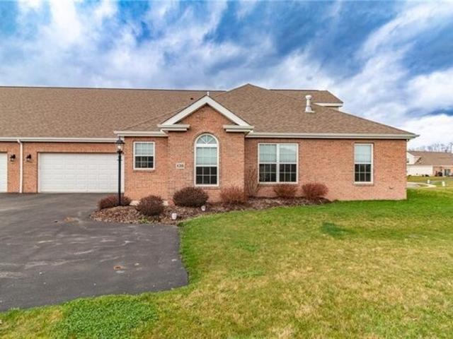Condo for sale in Evans City