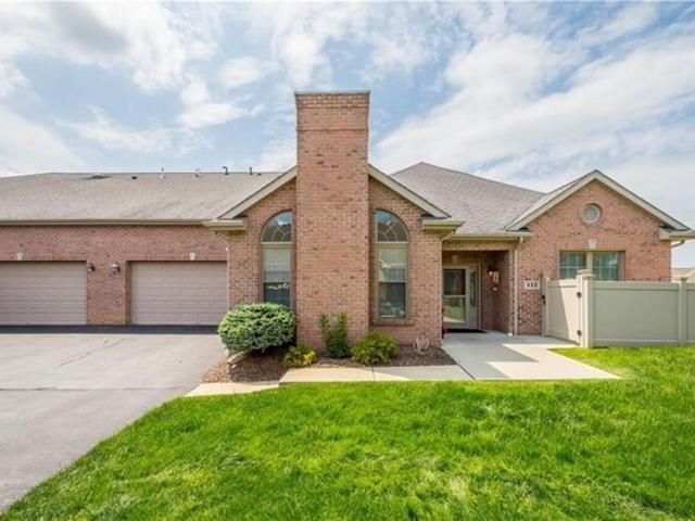 Condo for sale in Evans City
