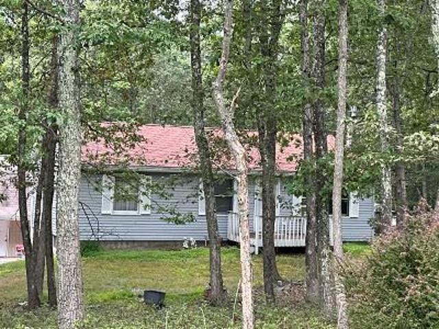 House for sale in Effort, Pennsylvania