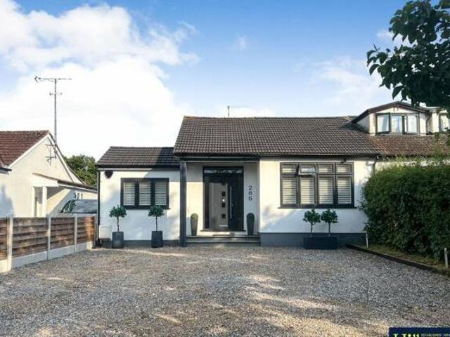 House for sale in Hutton, Navestock Side