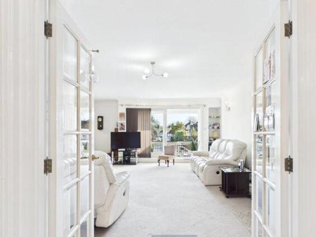 House for sale in Navestock Side, Essex