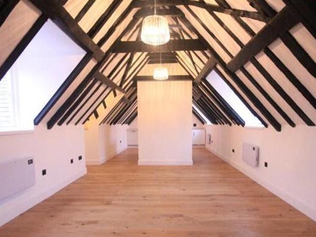 House for rent in Navestock Side, Essex