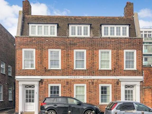 House for rent in Navestock Side, Essex