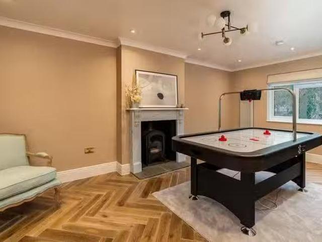 Apartment for rent in Radlett, Hertfordshire