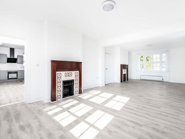 House for rent in Five Acres, Hertfordshire