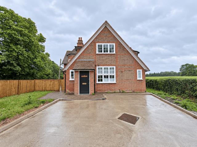 House for rent in London Colney, St Albans
