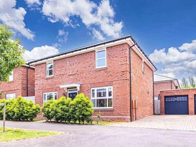 House for sale in Radlett, Hertsmere