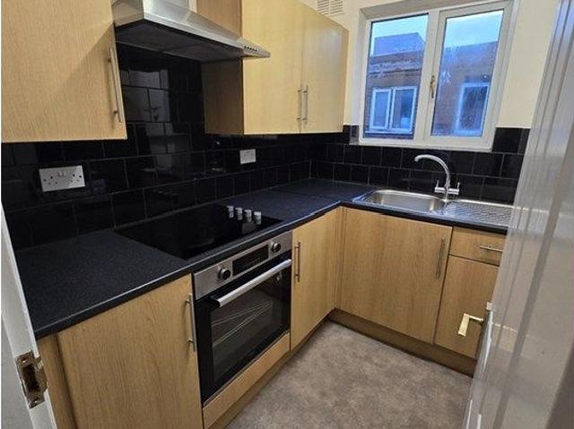 Apartment for rent in Elstree and Borehamwood, Borehamwood