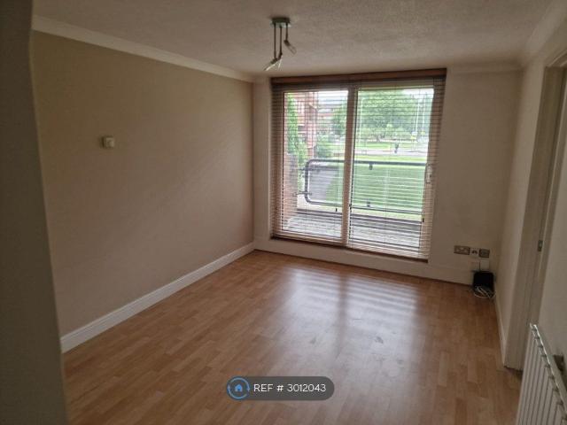 Apartment for rent in Elstree and Borehamwood, Borehamwood