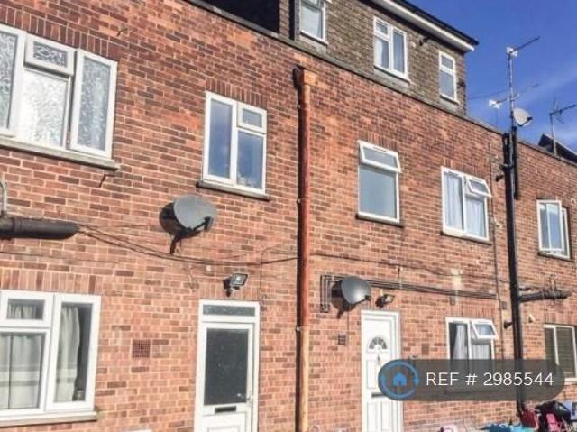 Apartment for rent in Elstree and Borehamwood, Borehamwood