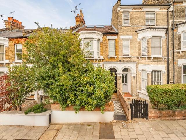House for rent in Denmark Hill, Greater London