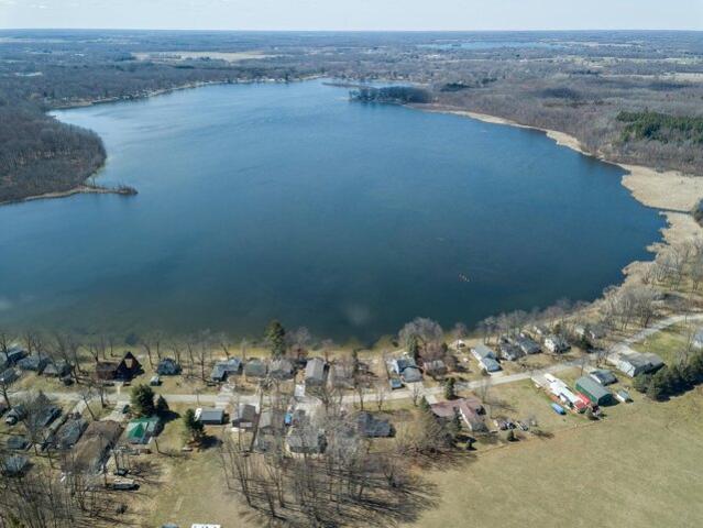 House for sale in Crystal