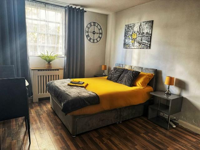 Studio for rent in Shepherd's Bush, Greater London