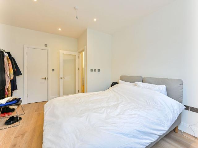 Apartment for rent in Shepherd's Bush, Greater London