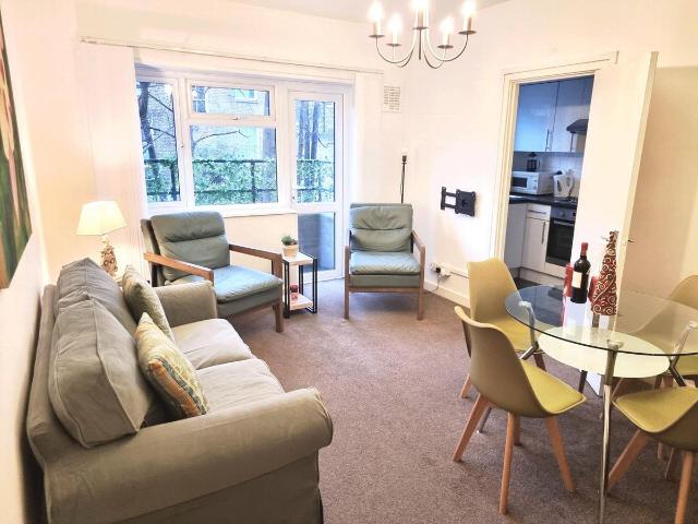 Apartment for rent in Shepherd's Bush, Greater London