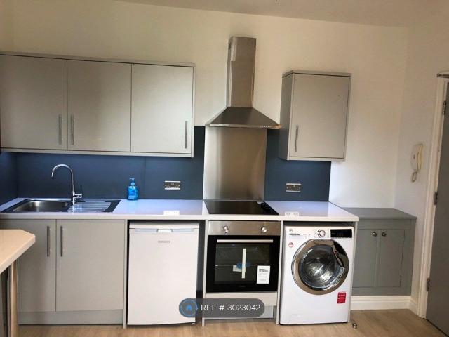 Studio for rent in Brook Green, Greater London