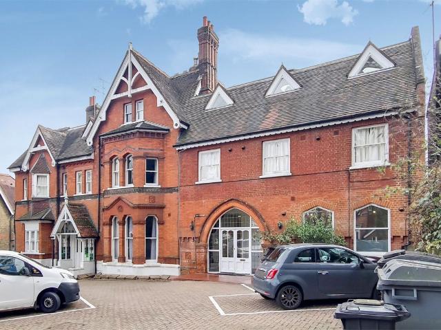 Apartment for rent in Shepherd's Hill, Crouch End