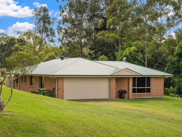 Cottage for sale in Kings Creek, Queensland