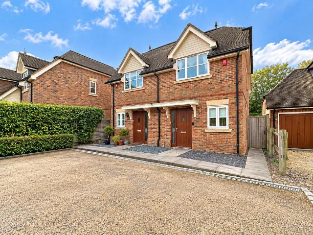 House for rent in East Oakley, Basingstoke and Deane