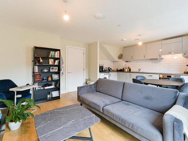 Apartment for rent in South Bermondsey, Greater London